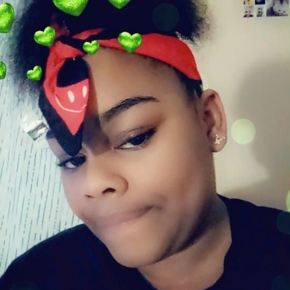 Meet your Posher, Khiesha
